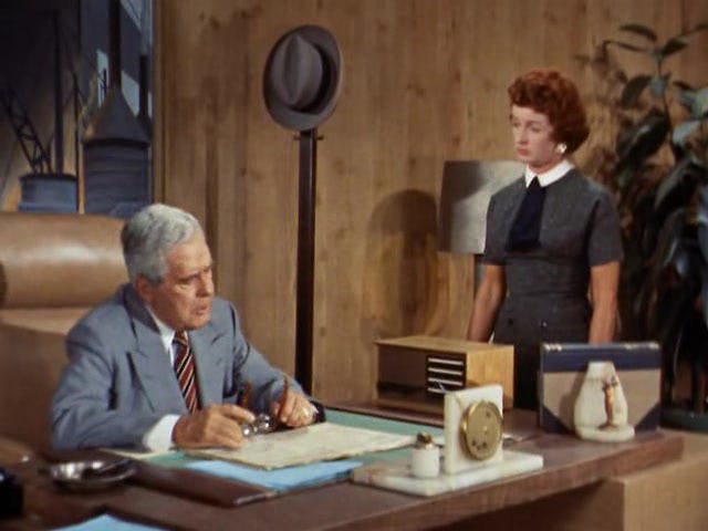 Superman - 05x04 - The Town That Wasn't_000116