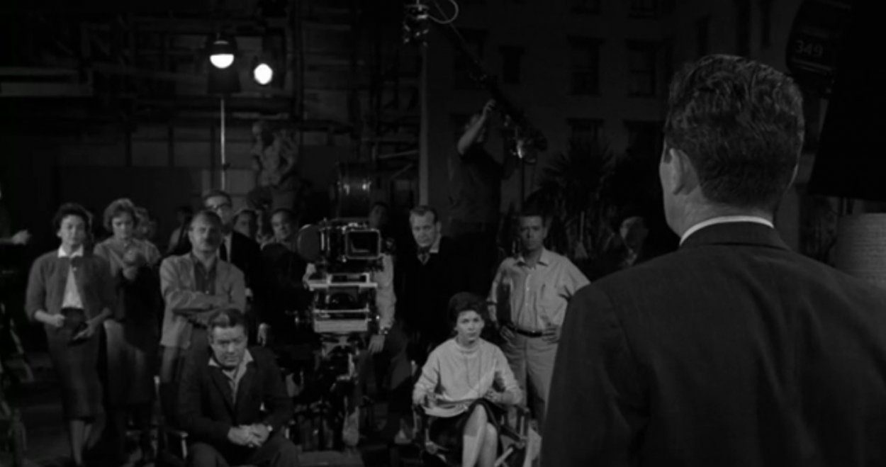 The-Twilight-Zone-A-World-of-Difference-e1575505856551