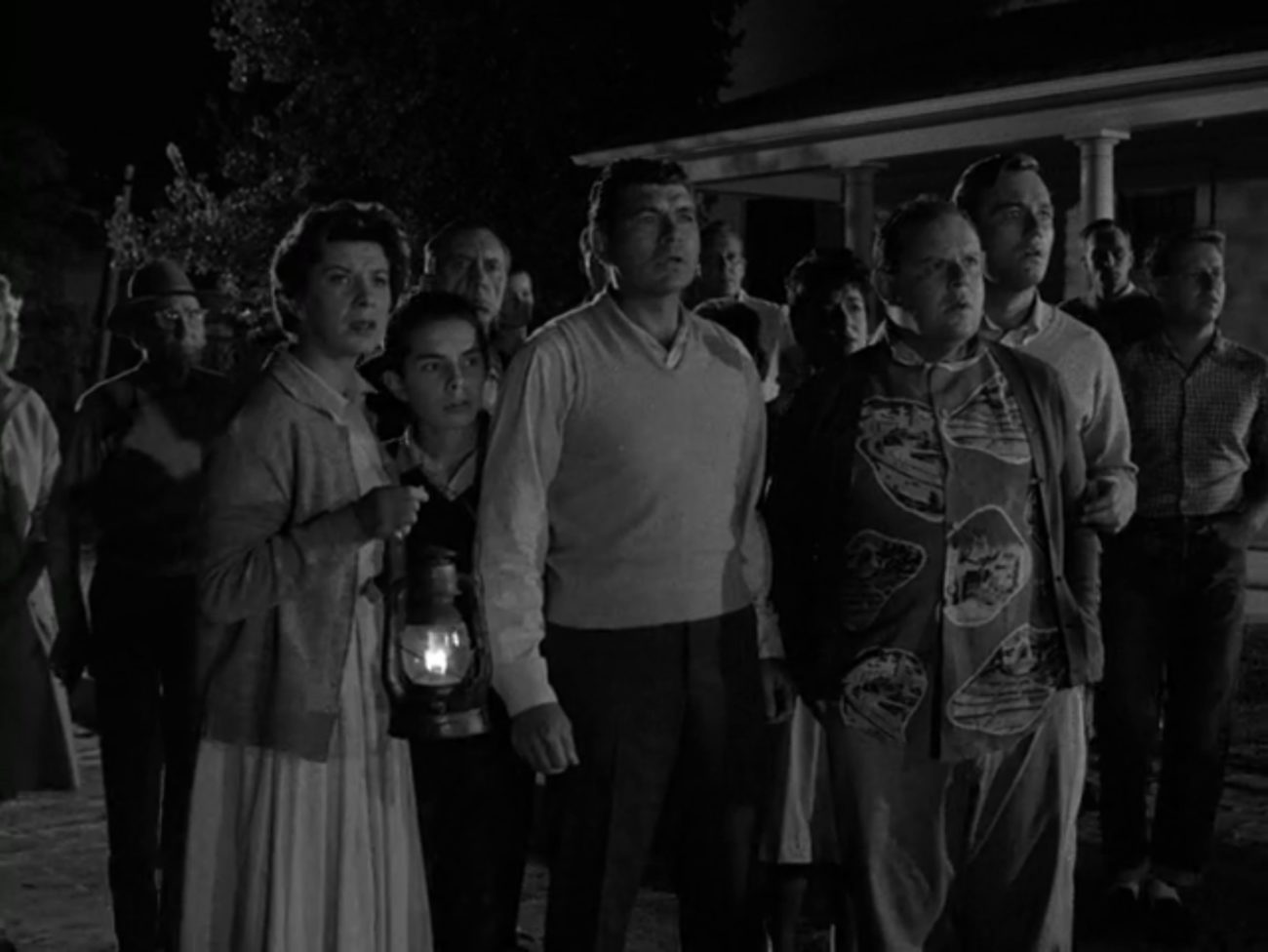 The-Twilight-Zone-The-Monsters-Are-Due-on-Maple-Street-4