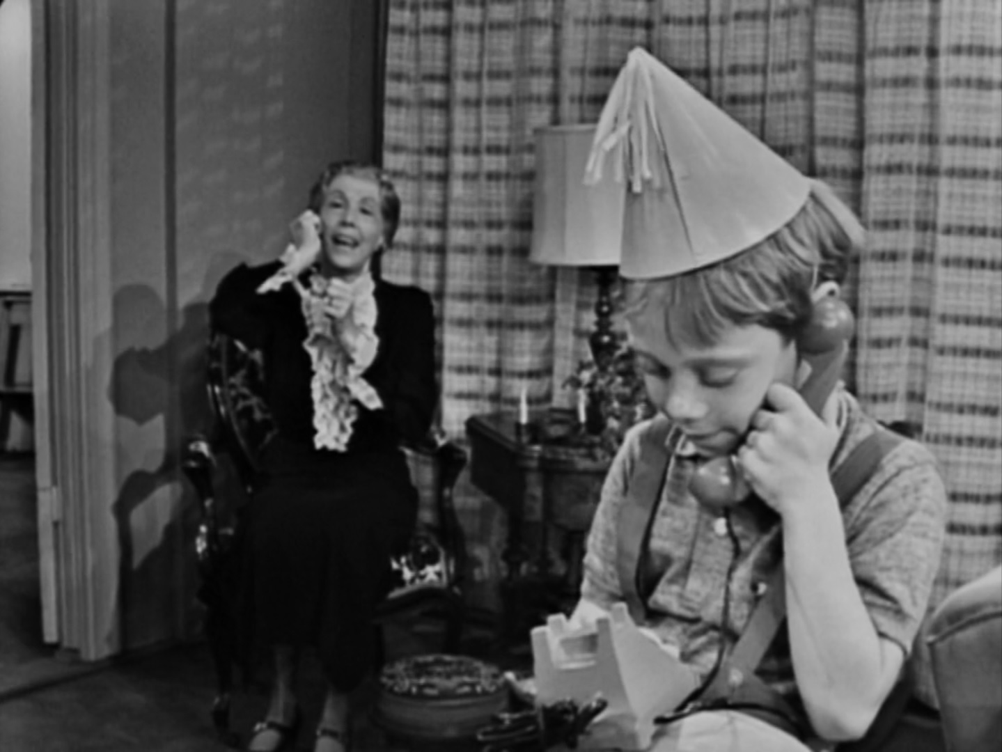 The-Twilight-Zone-Long-Distance-Call
