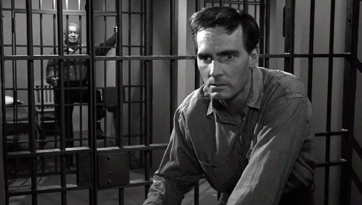 twilight-zone-shadow-play