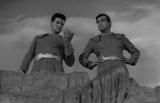 The-Twilight-Zone-The-Little-People-4