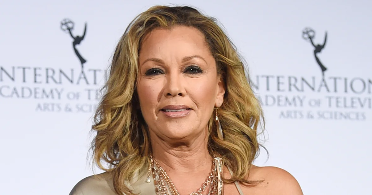 vanessa-williams-mc-230518-8f3262