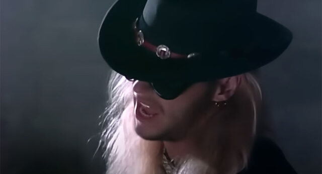 Poison-Every-Rose-Has-Its-Thorn-1