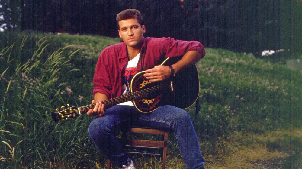 debut-100-billy-ray-cyrus