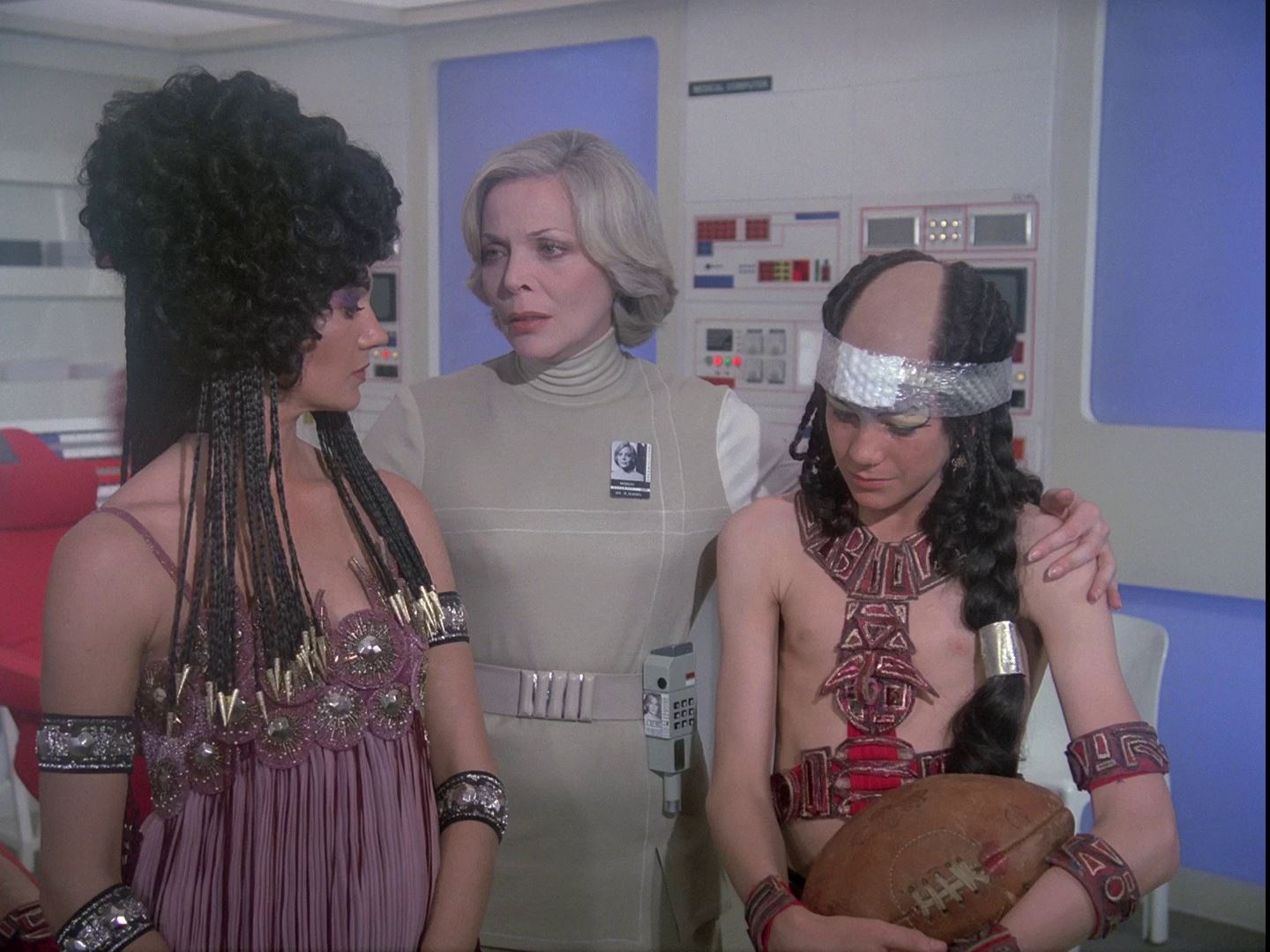 Space 1999: Review: The Mark of Archanon